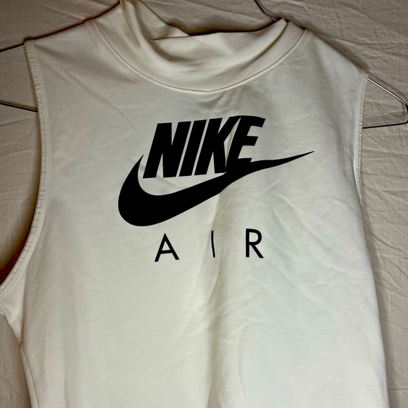 crop top! - Picture 1 of 2